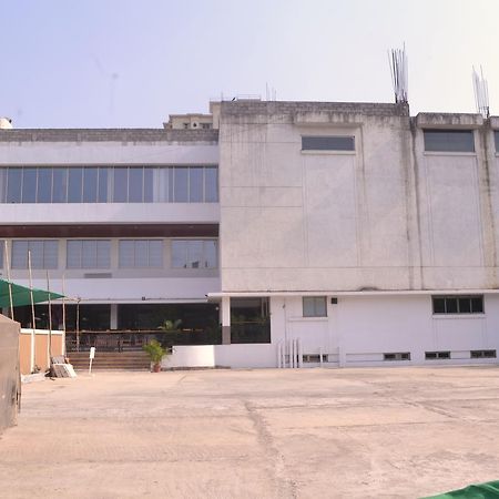 Club Emerald Bombay Exterior foto