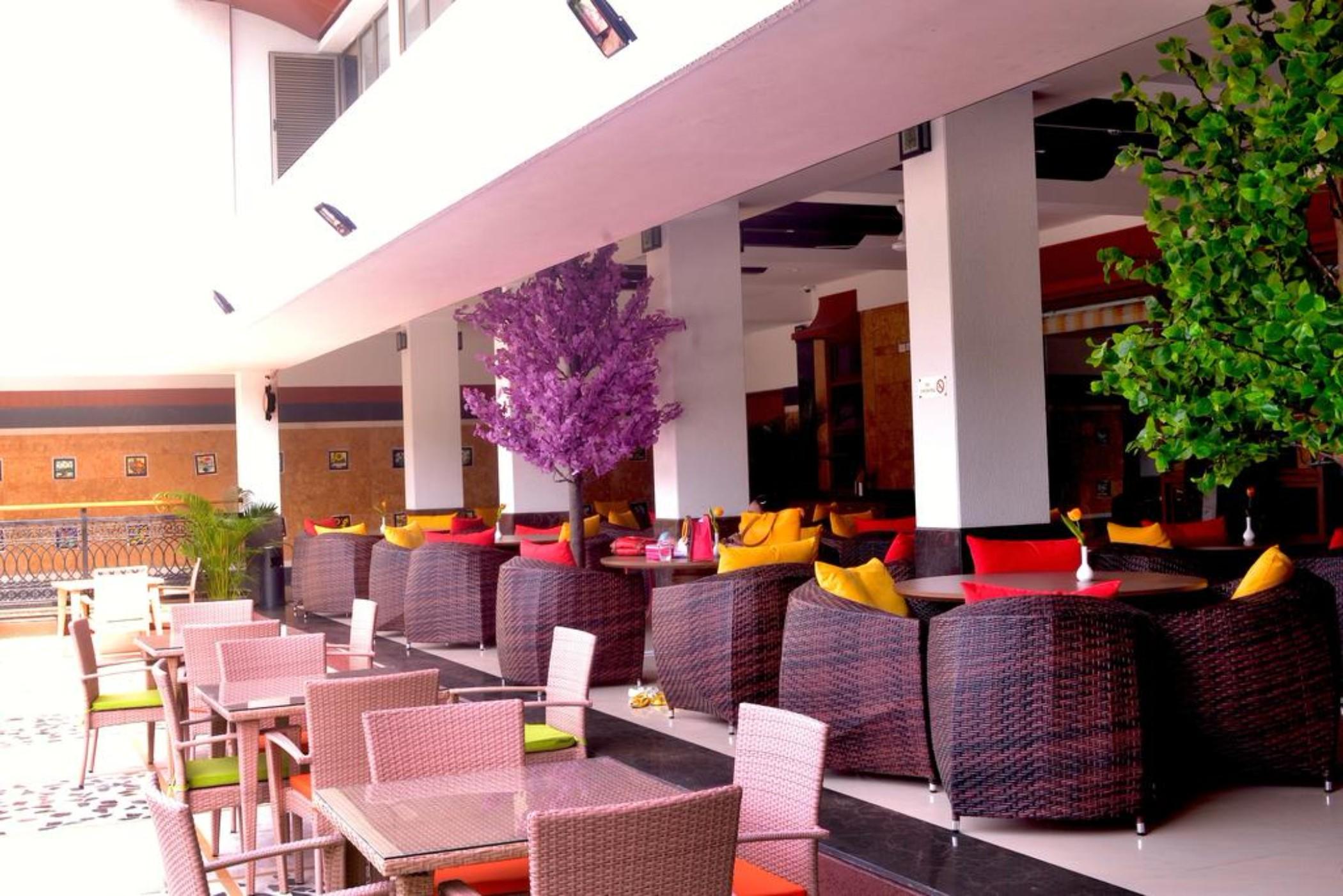 Club Emerald Bombay Exterior foto